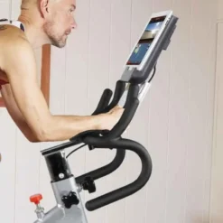 BH Fitness Bicicleta Indoor I.SPADA 2 RACING H9356IZ - I.Concept 3.0 FTMS, App Conectadas -Fitness cardio Ventas bicicleta indoor ispada 2 racing h9356iz iconcept 30 ftms app conectadas 3