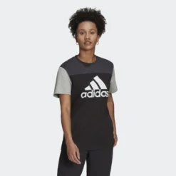 ADIDAS Camiseta Essentials Colorblock Logo
