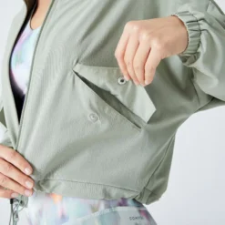 Domyos Chaqueta Fitness Verde Amplia Capucha -Fitness cardio Ventas chaqueta fitness verde amplia capucha 3