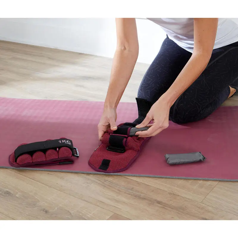 Domyos Pesas Tobilleras Lastres Modulables Fitness 1 Kg Burdeos 4 Domyos Pesas Tobilleras Lastres Modulables Fitness 1 Kg Burdeos - Imagen 2