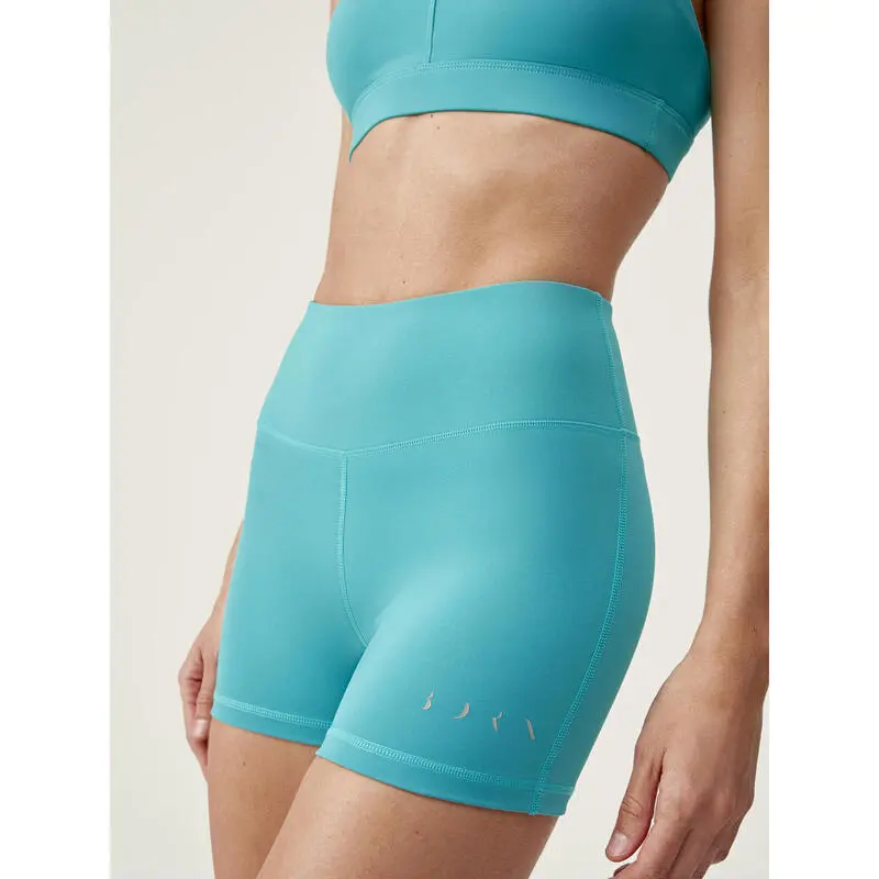 Short De Mujer Star Born Living Yoga 8 Short De Mujer Star Born Living Yoga - Imagen 6