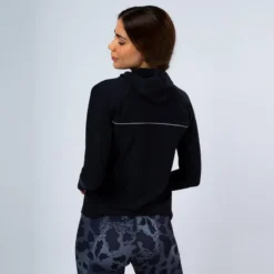THE RUNNING REPUBLIC Sudadera Hoodie Running De Poliéster Reciclado Para Mujer TRR Negra 10 THE RUNNING REPUBLIC Sudadera Hoodie Running De Poliéster Reciclado Para Mujer TRR Negra -Fitness cardio Ventas sudadera hoodie running de poliester reciclado para mujer trr negra 2